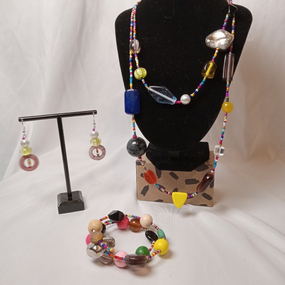 Hand Crafted Multicolor Beaded Necklace Set